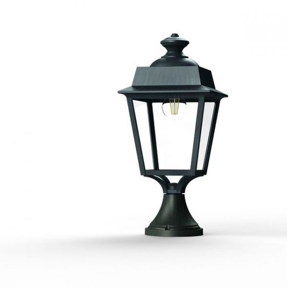 Roger Pradier Place des Vosges 1 Evolution Post Light