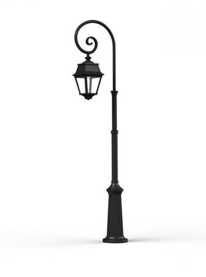 Roger Pradier Avenue 2 Post Light