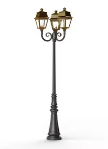 Avenue 2 Model 11 Clear Glass Lamp Post