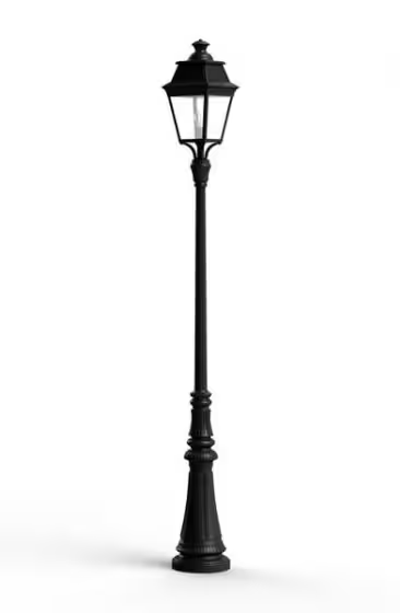 Avenue 3 Model 7 Clear Glass Lamp Post