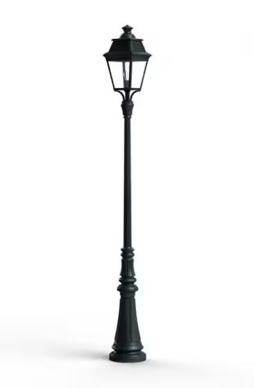 Avenue 3 Model 7 Clear Glass Lamp Post