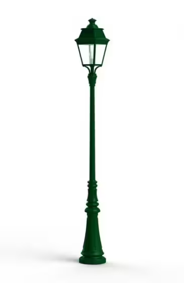 Avenue 3 Model 7 Clear Glass Lamp Post