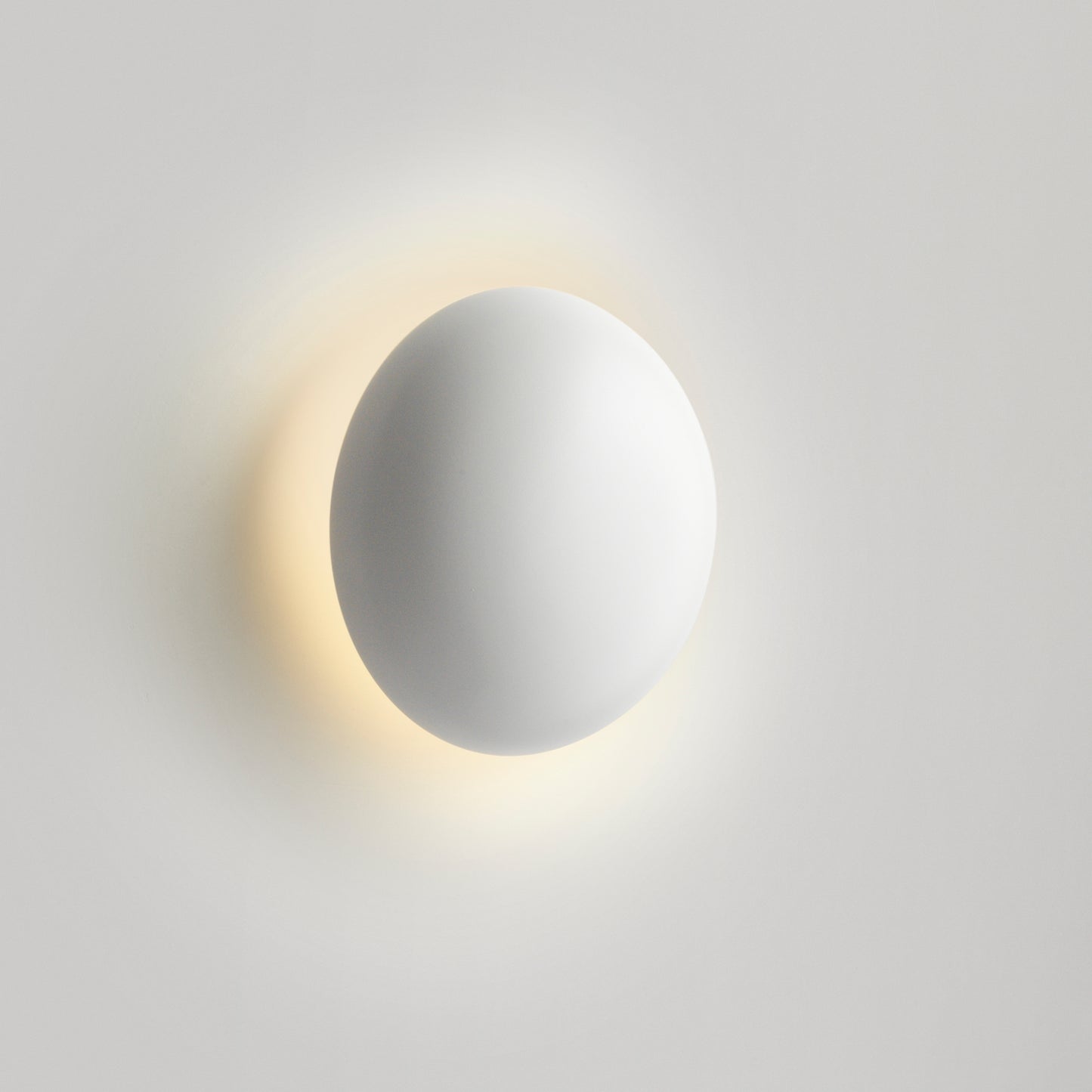 Babila 18 Outdoor LED Wall Light