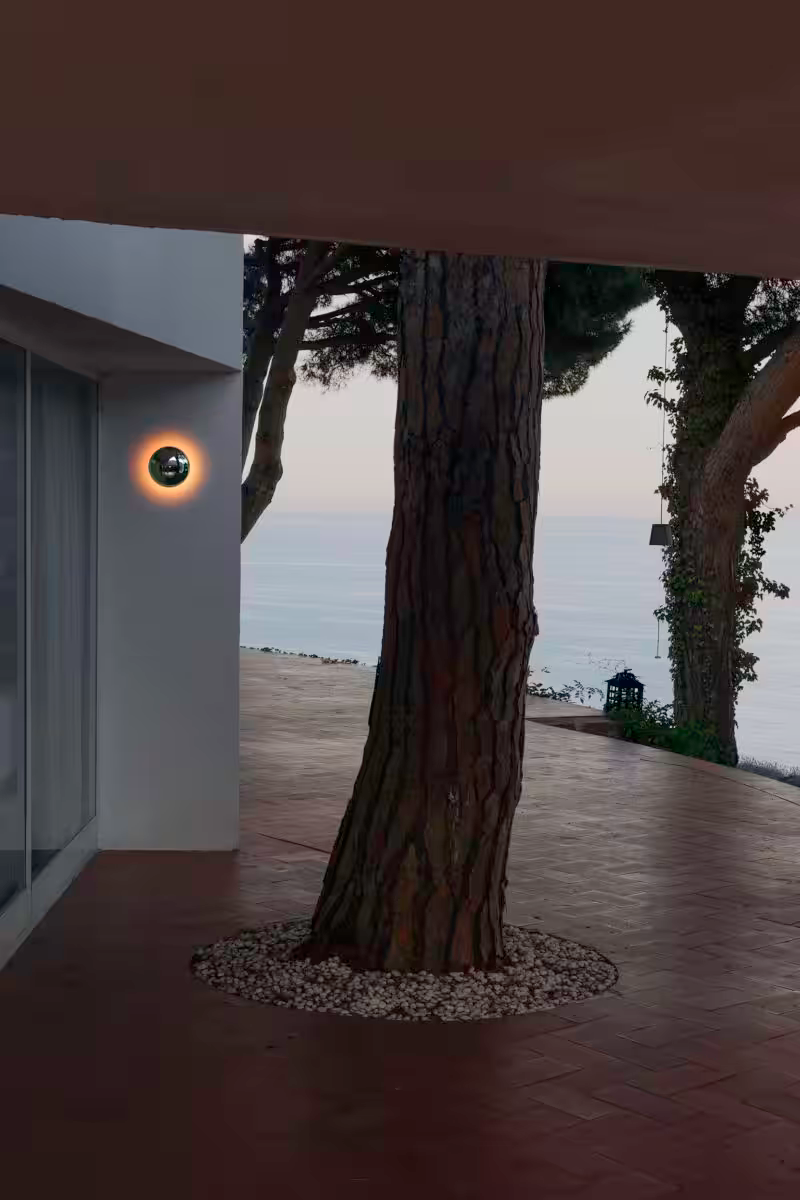 Babila 28 Outdoor LED Wall Light