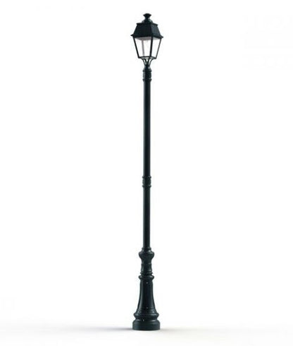 Roger Pradier Avenue 4 Outdoor Post Light