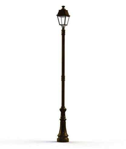 Roger Pradier Avenue 4 Outdoor Post Light