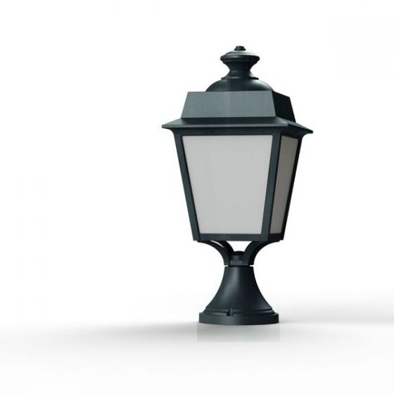 Roger Pradier Place des Vosges 1 Evolution Pedestal Lantern