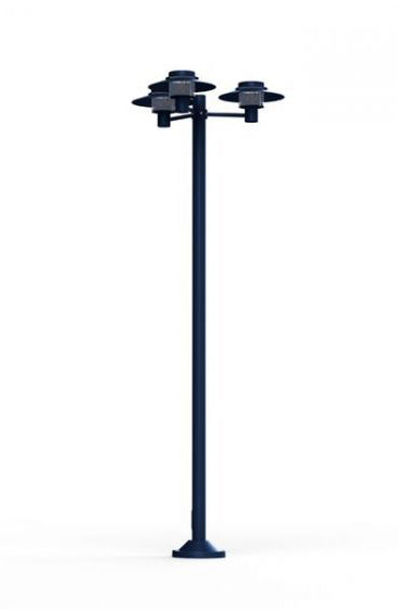 Roger Pradier Kerlouan 3-Head Outdoor Post Light