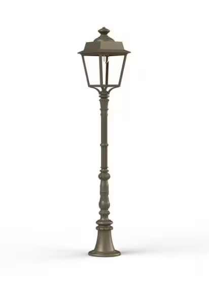 Place des Vosges 1 Evolution Medium Clear Glass Lamp Post with Four-Sided Lantern