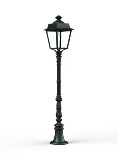 Place des Vosges 1 Evolution Medium Clear Glass Lamp Post with Four-Sided Lantern