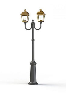 Roger Pradier Place Des Vosges 1 Tradition Outdoor Post