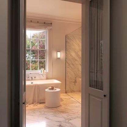 Versailles 250 Phase Dimmable Wall Light