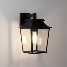 Richmond 200 Exterior Wall Light in Textured Black