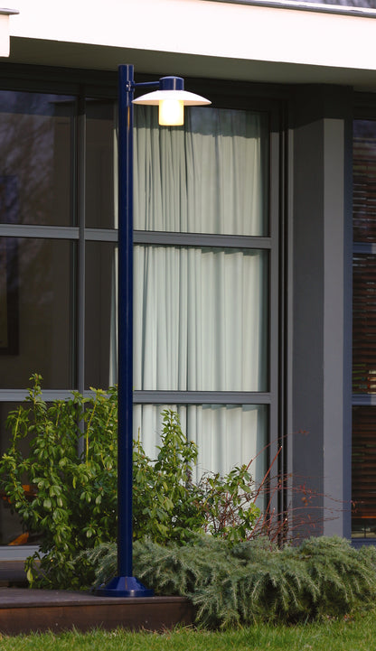 Aubanne Model 4 Clear Glass Lamp Post