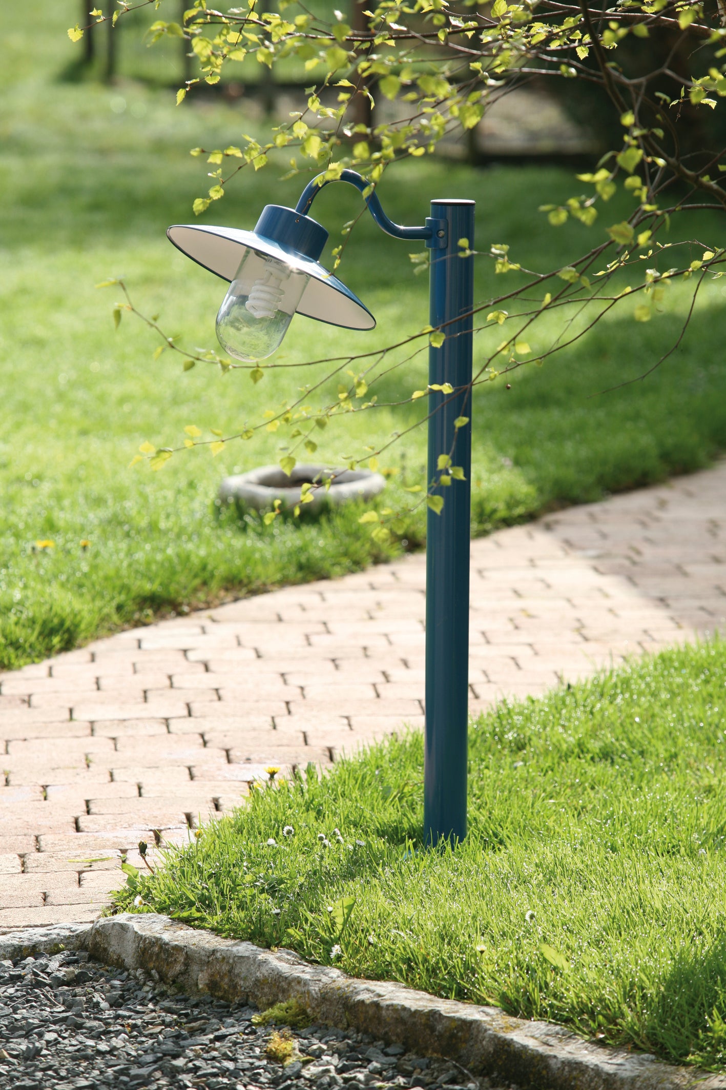 Roger Pradier Belcour Post Light