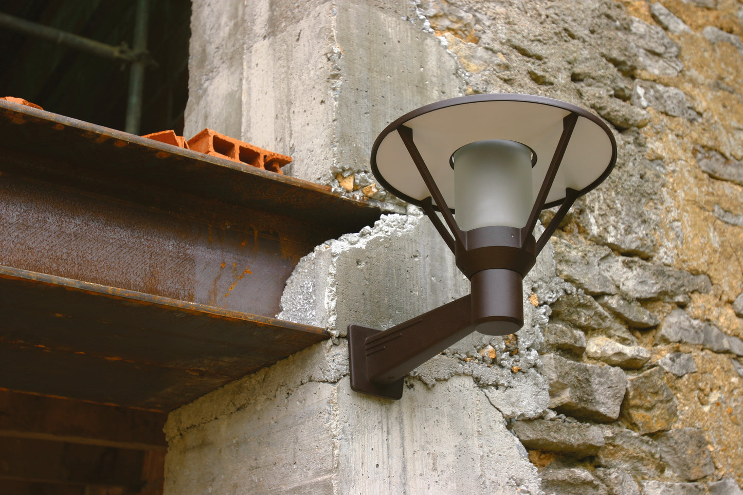 Roger Pradier Bermude Wall Light