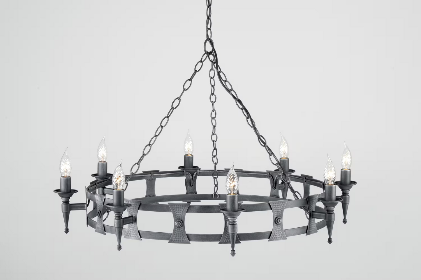 Saxon 8-Light Chandelier