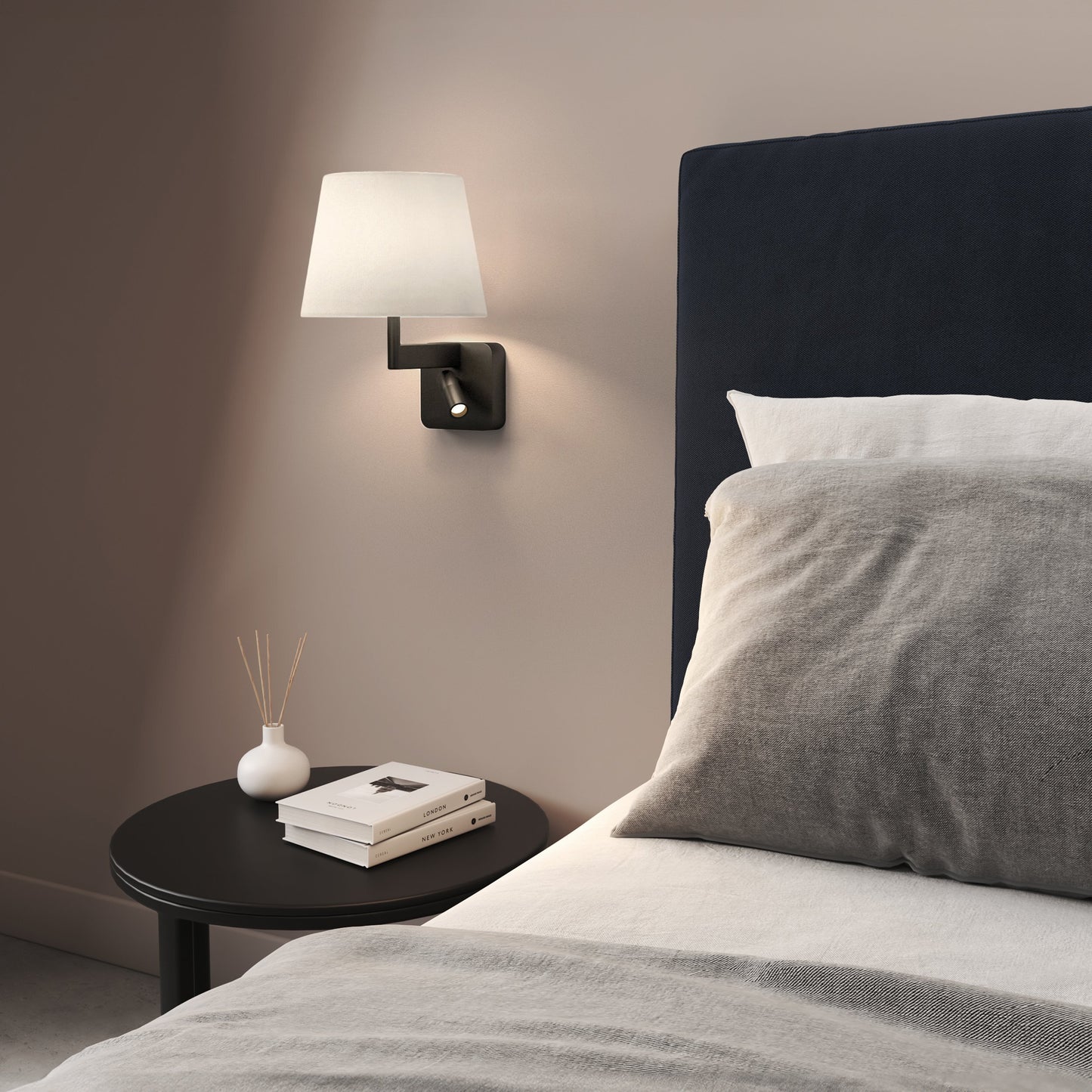 Beaumont Reader Wall Light