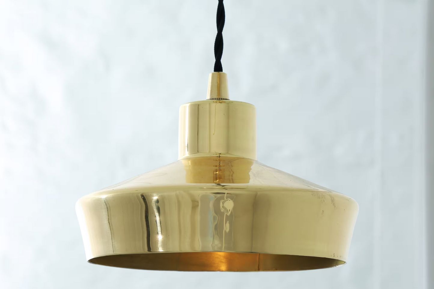 Splendor Single Brass Pendant