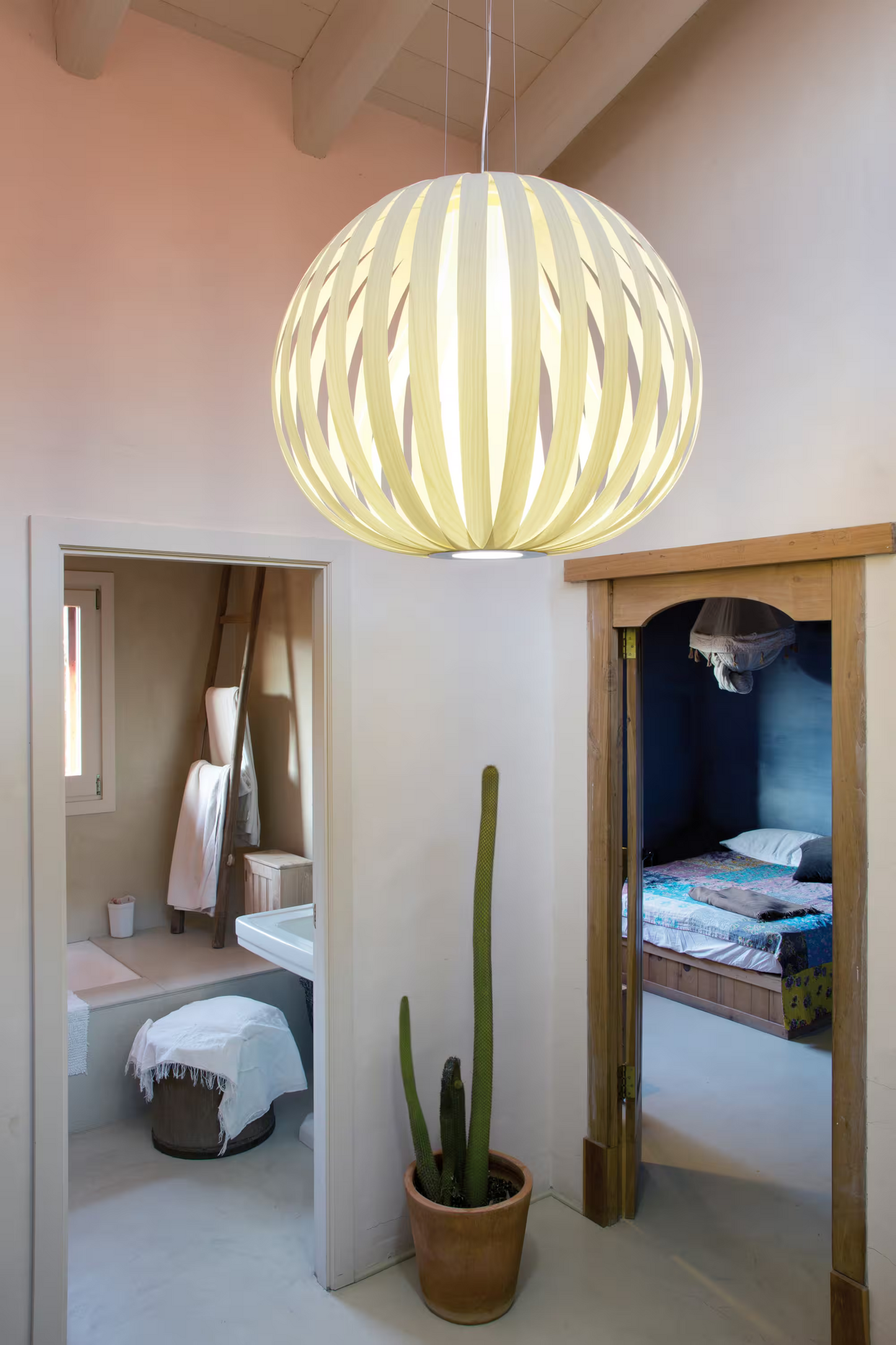 Poppy Medium Suspension Pendant