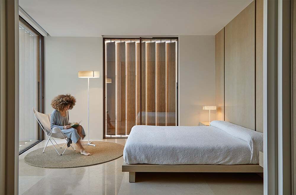 Thesis 150 LED Floor Lamp