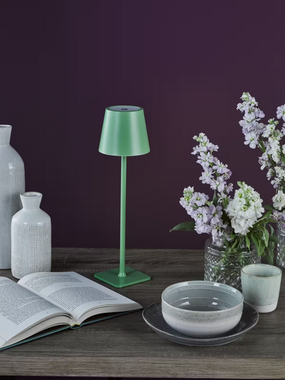 Derrick Outdoor Rechargeable Table Lamp