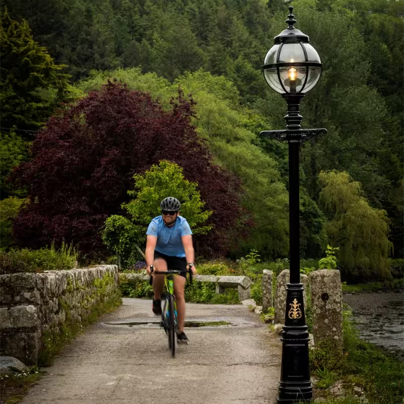Victorian Globe Lamp Post In Cast Iron 3.6M