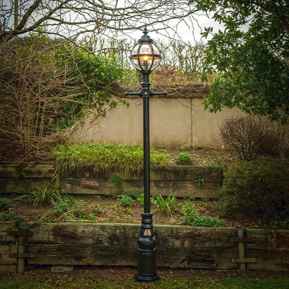 Harte Manor Heritage Lamp Post