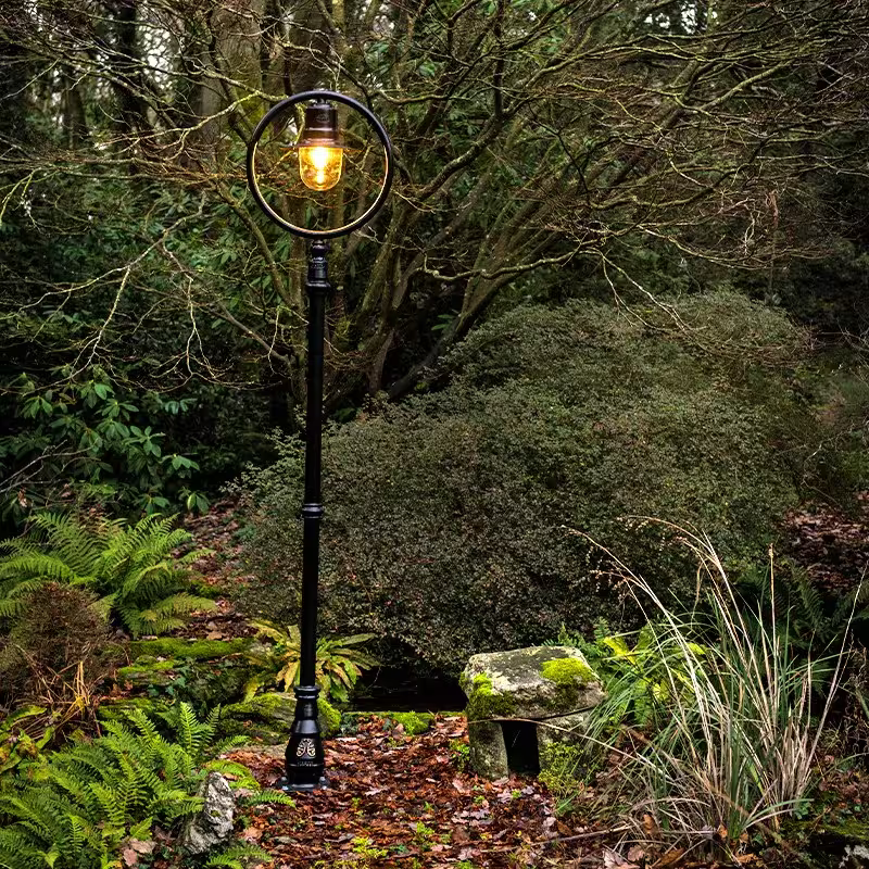Classic Railway Style Lamp Post In Cast Iron And Steel 2.43M