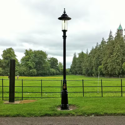 Georgian Style Lamp Post In Cast Iron And Steel 3.5M