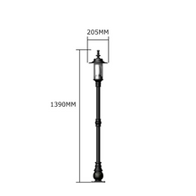 Georgian Style Lamp Post In Cast Iron And Steel 1.39M