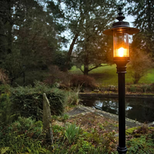 Georgian style lamp post in cast iron and steel 2.55m
