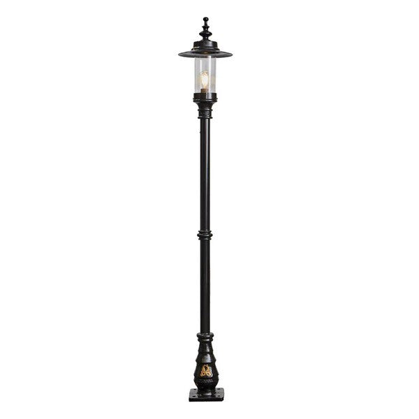 Harte Courtyard Outdoor Post Light