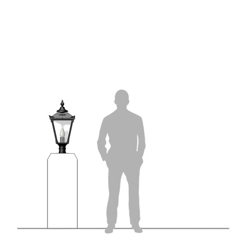 Harte Traditional Pier Light