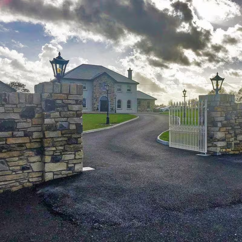 Victorian Traditional Cast Iron Pier Light For Flat Pier Caps 0.83M