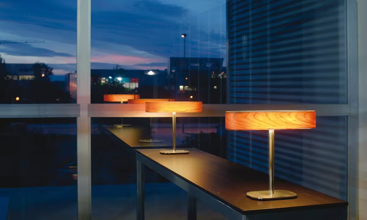 I-Club LED Table Lamp