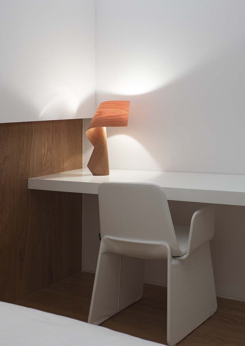 LZF Air Table Lamp
