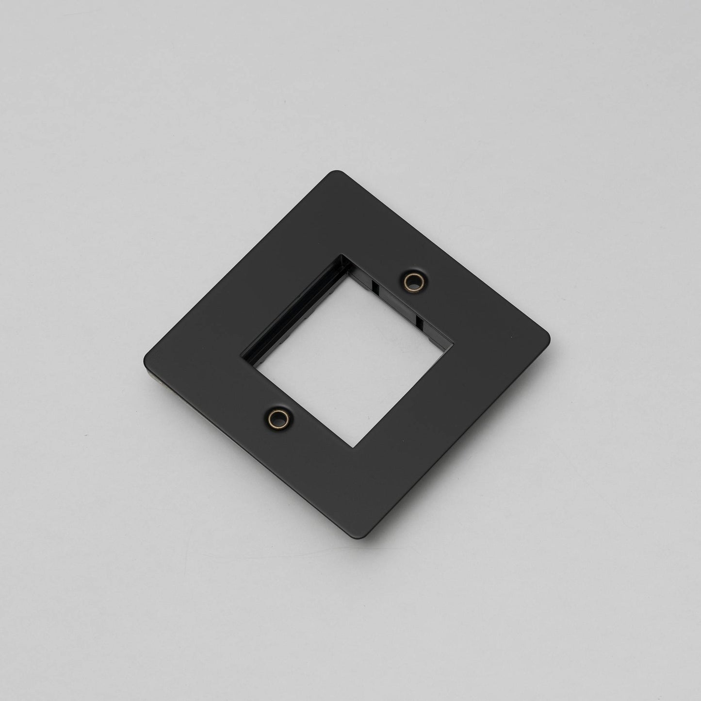 Buster and Punch 1G Wall Plate