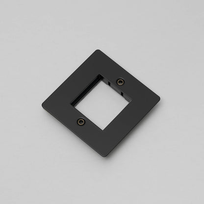Buster and Punch 1G Wall Plate