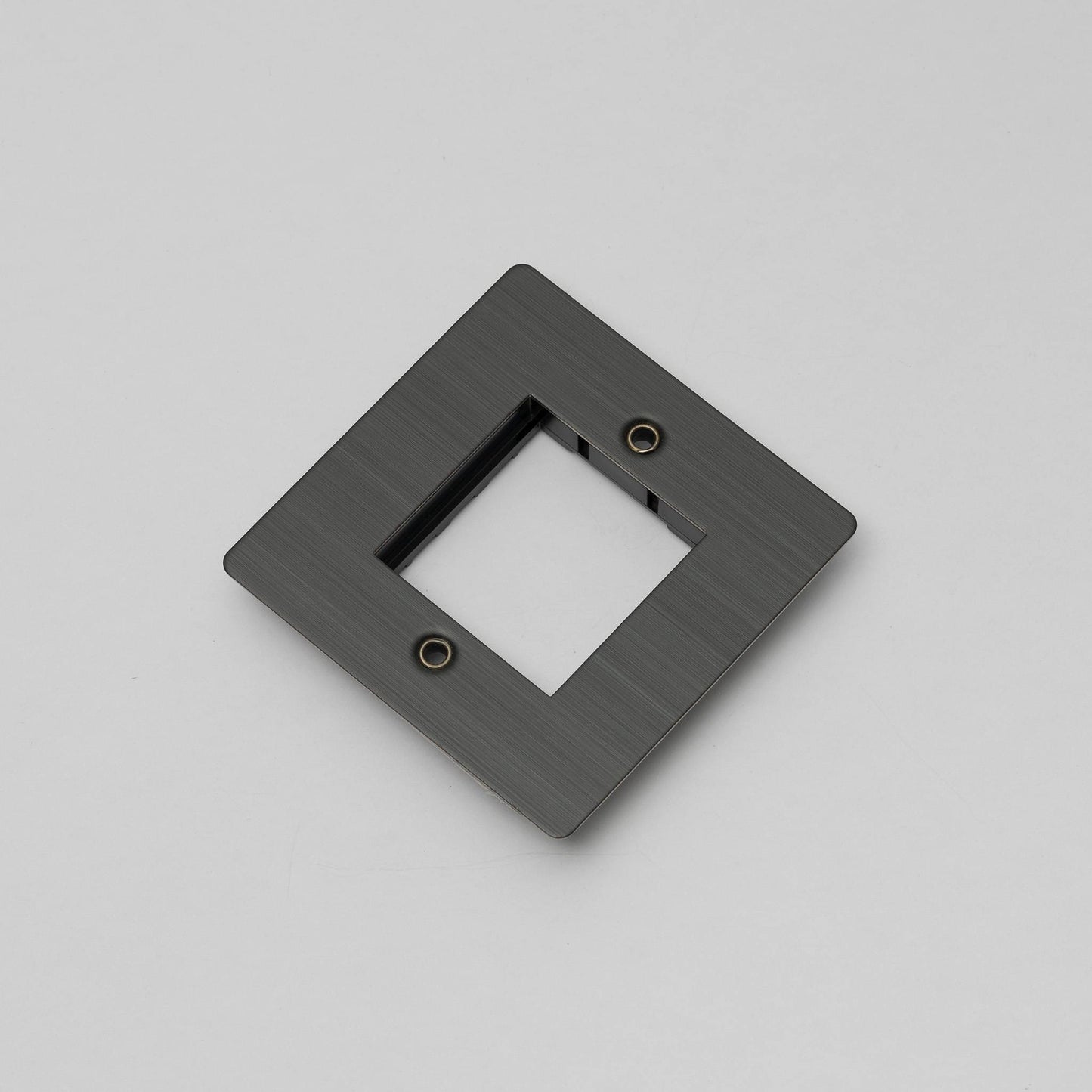 Buster and Punch 1G Wall Plate