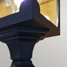 Chapel 1-Light Lamp Post in Black