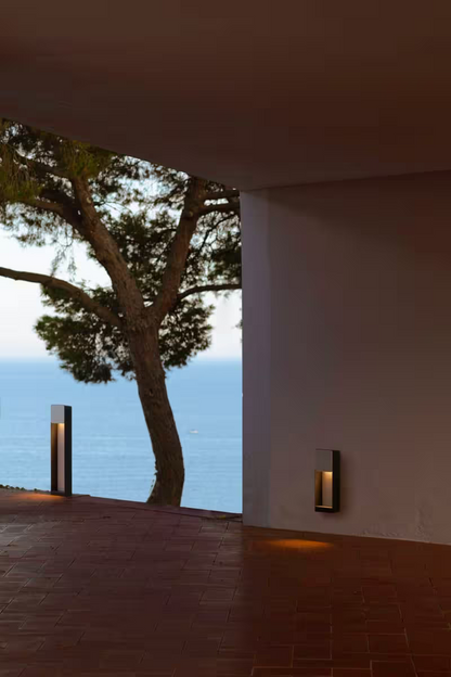 Lab B 60 LED Bollard IP65