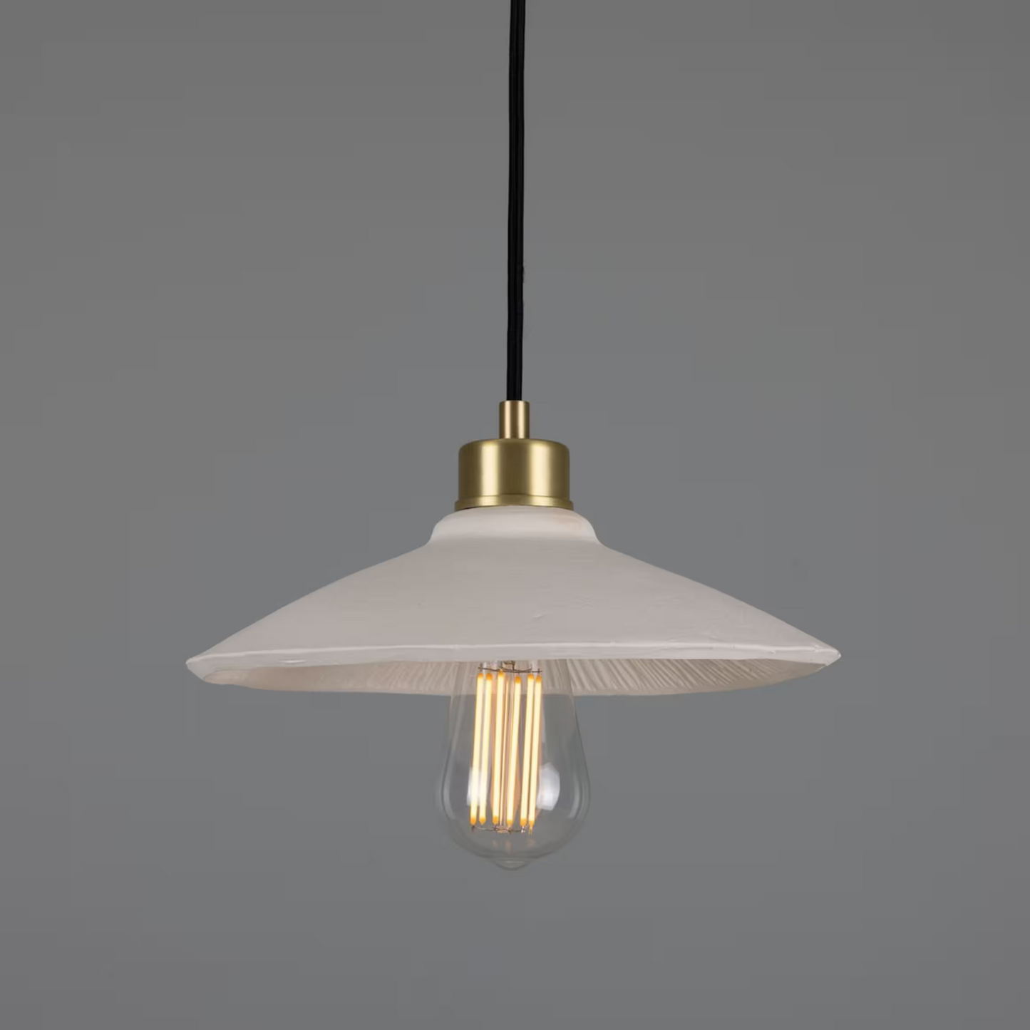 Pyrus 28cm Ceramic Pendant