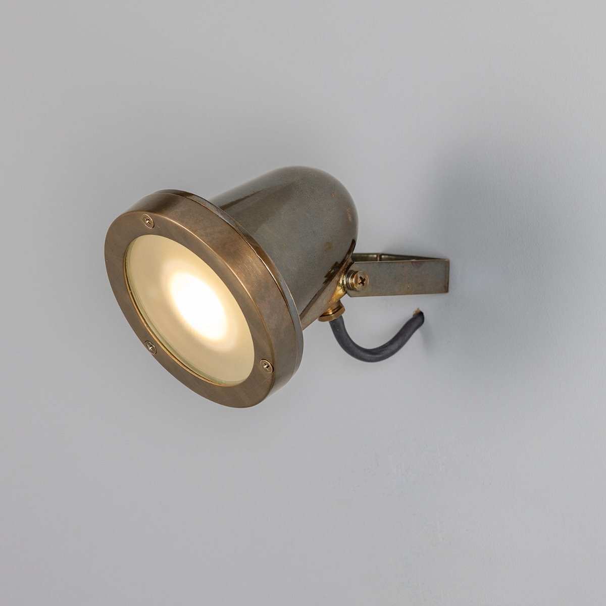 Mullan Lighting Thames Outdoor Wall Spotlight