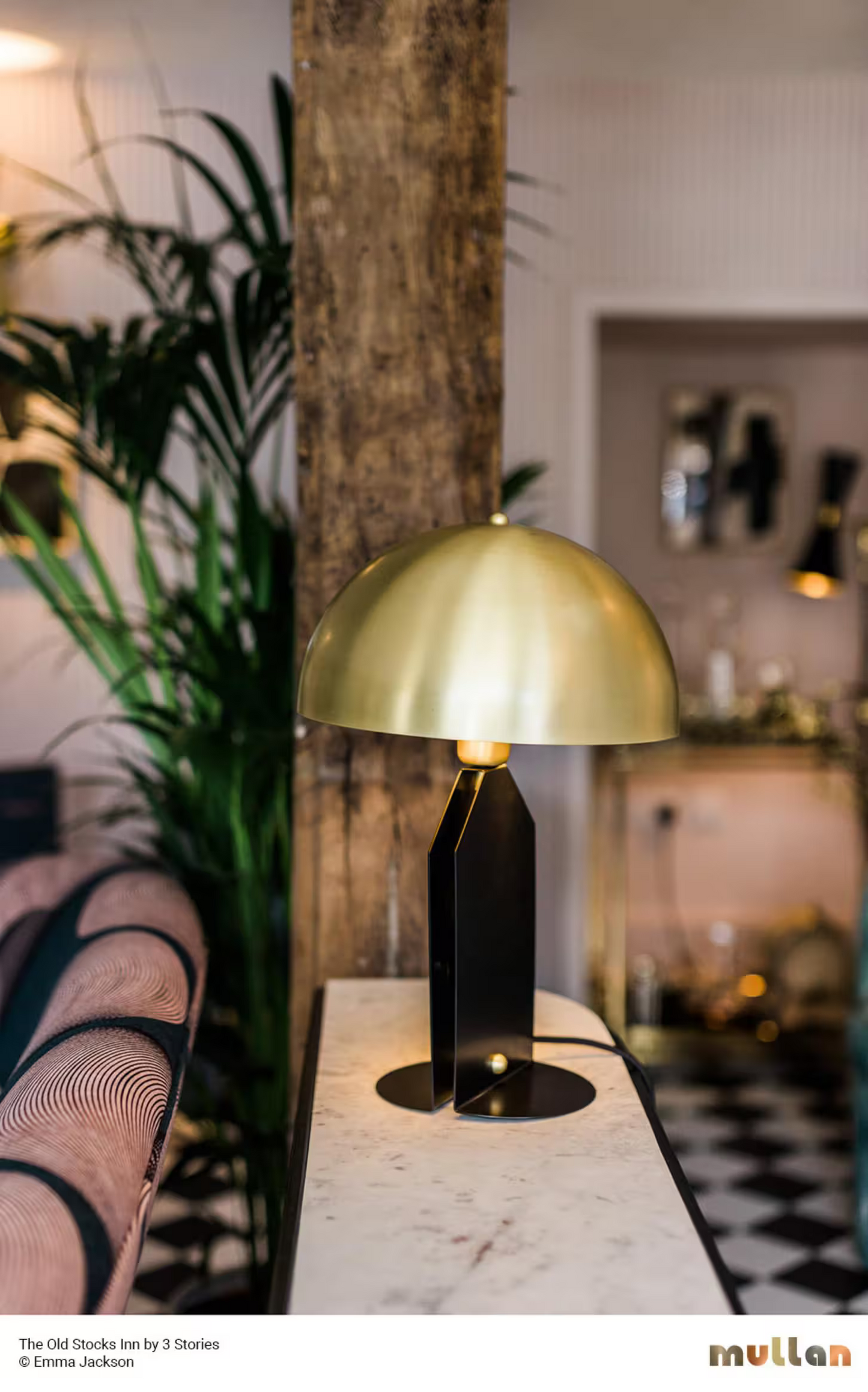 Pencil Dome Table Lamp in Matt Black