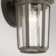 Quintiesse Fairfield Outdoor Wall Light