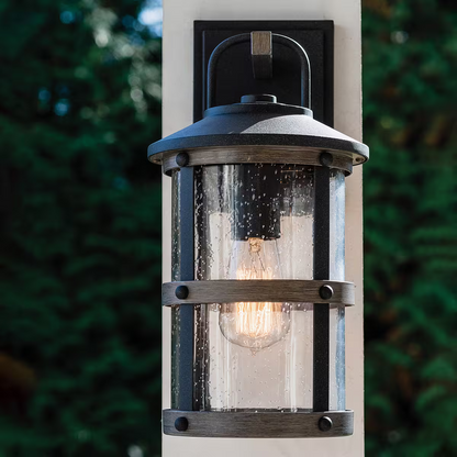 Lakehouse 1-Light Wall Lantern